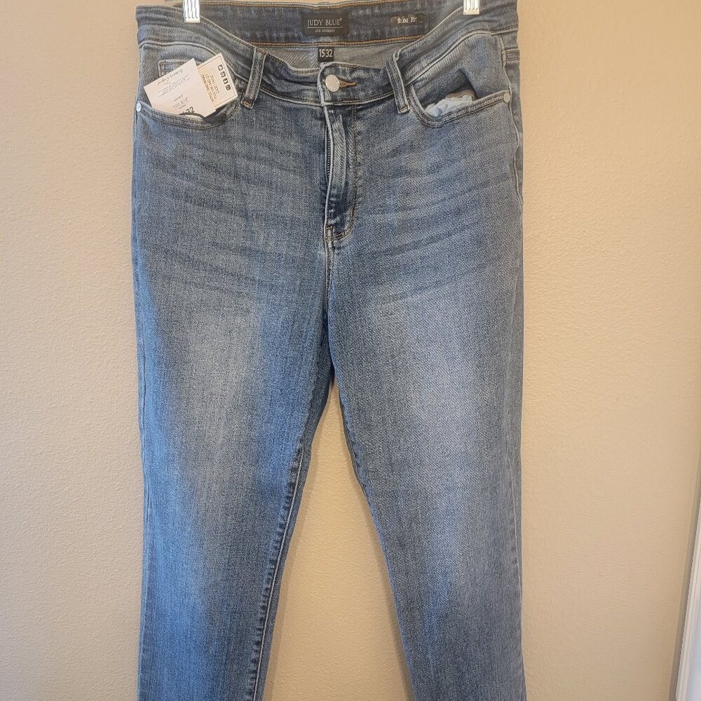 Judy Blue Mid Rise Slim Fit 15/32